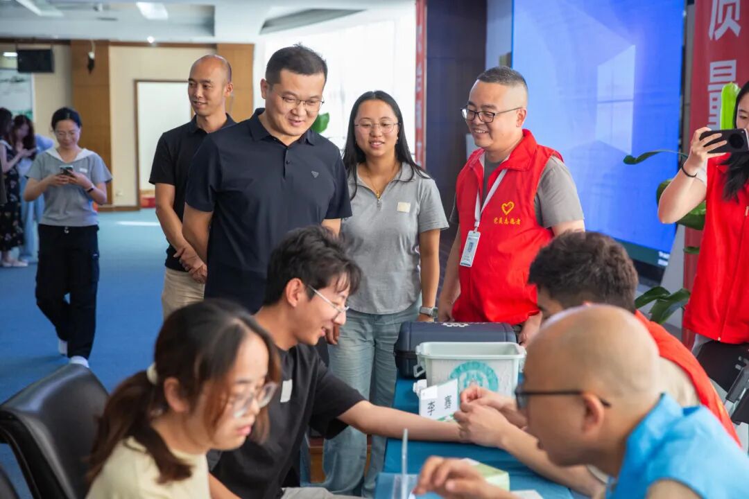 四川海蓉藥業(yè)成功舉辦“關(guān)愛身心，健康同行”大健康共建活動(dòng)