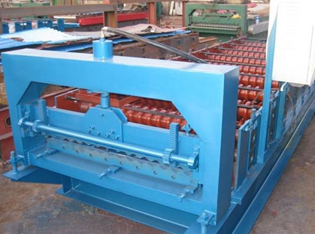 850型彩鋼壓瓦機(jī)