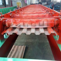 <b>集裝箱板機(jī)</b>